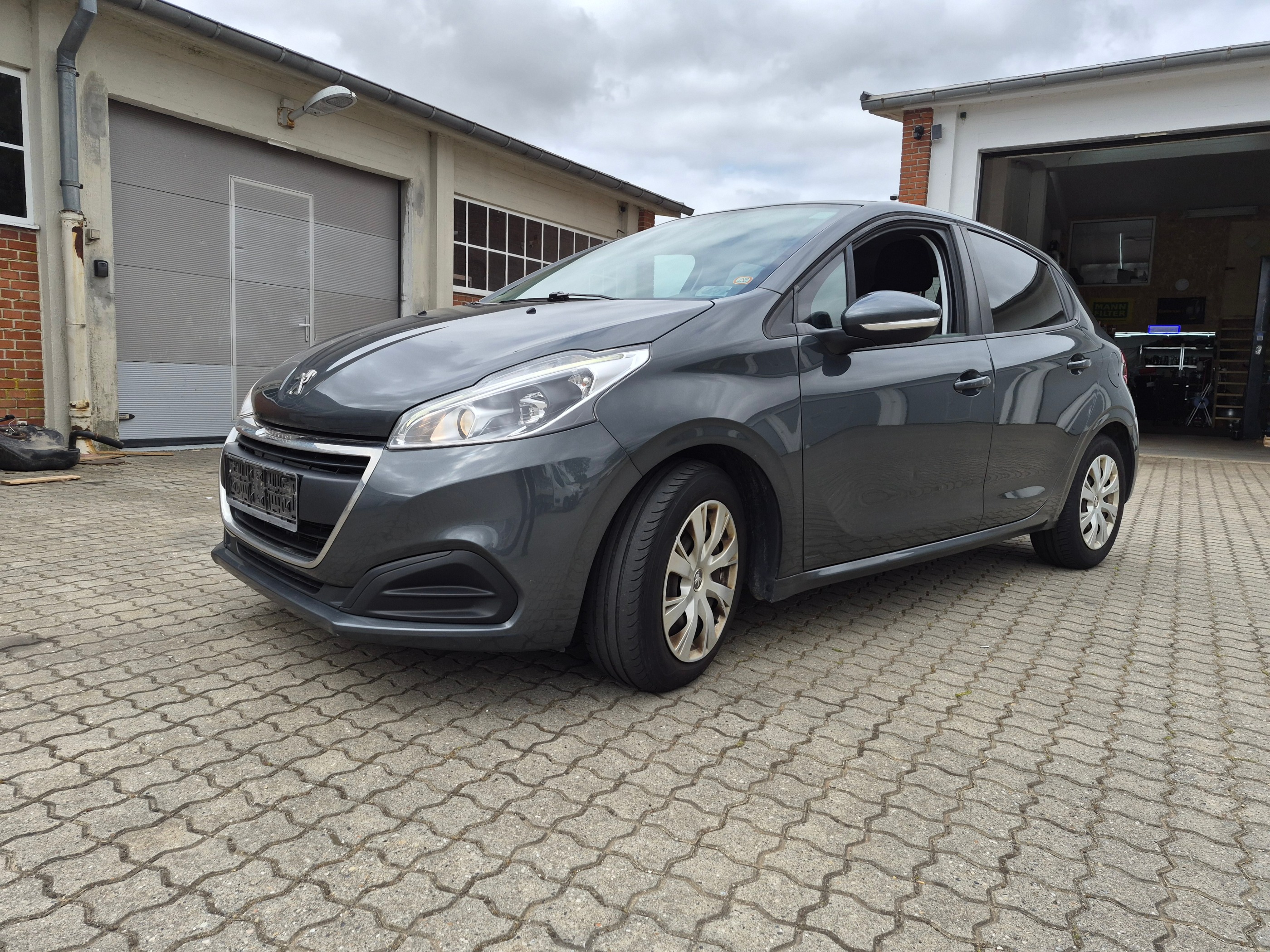 Peugeot 208 · 2017 til salg hos Hp Auto ApS